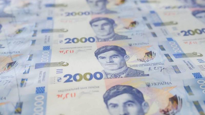 Банкнота номіналом 2000 гривень перебуває в обігу вже протягом місяця: Національний банк України роз'яснив причини впровадження цього рекордного номіналу.