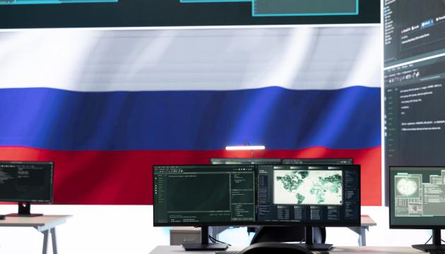 Пропагандистська машина запустила інформаційну кампанію, щоб звалити провину за удари Російської Федерації на українське керівництво.