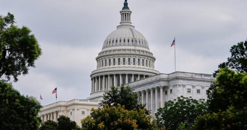 У Конгресі США висловлюють обурення через рішення Трампа стосовно санкцій проти Росії: чому не варто очікувати швидкої реакції.