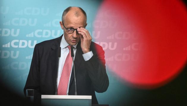 Мерц висловив своє найбільше занепокоєння щодо дестабілізації німецького суспільства, спричиненої Росією.